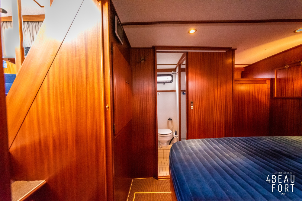 Linssen 37 SE