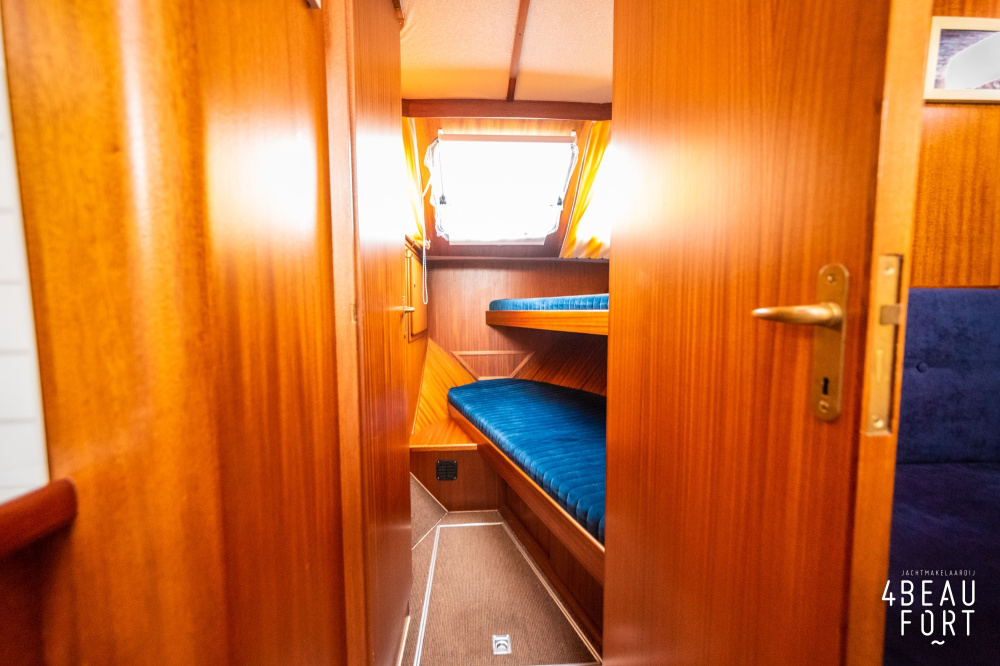 Linssen 37 SE