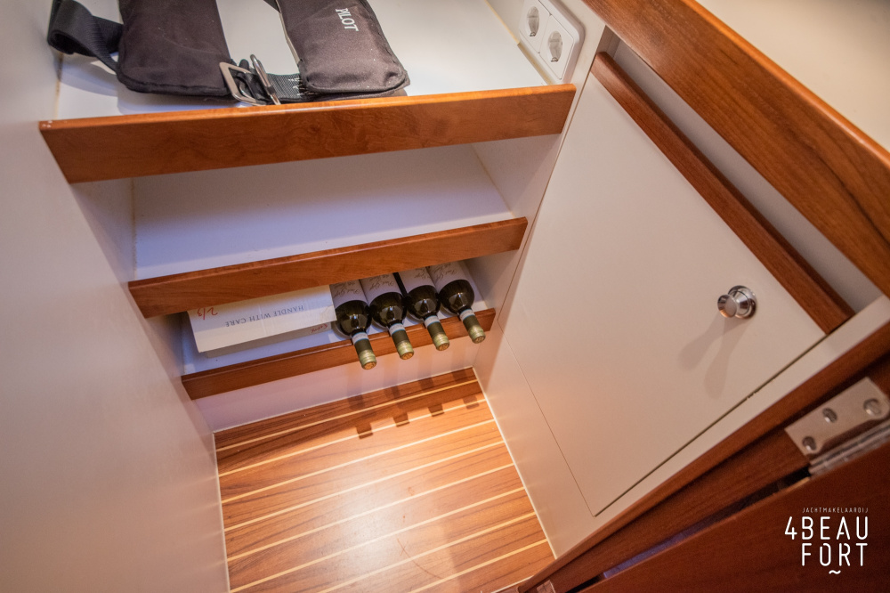 Altena Blue Water Trawler 51 