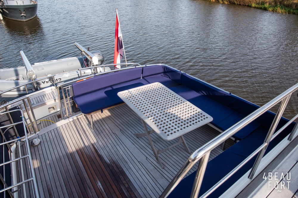 Altena Blue Water Trawler 51 