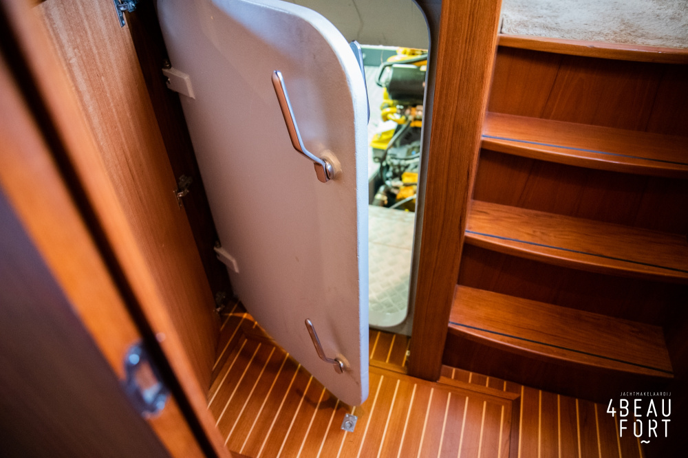 Altena Blue Water Trawler 51 