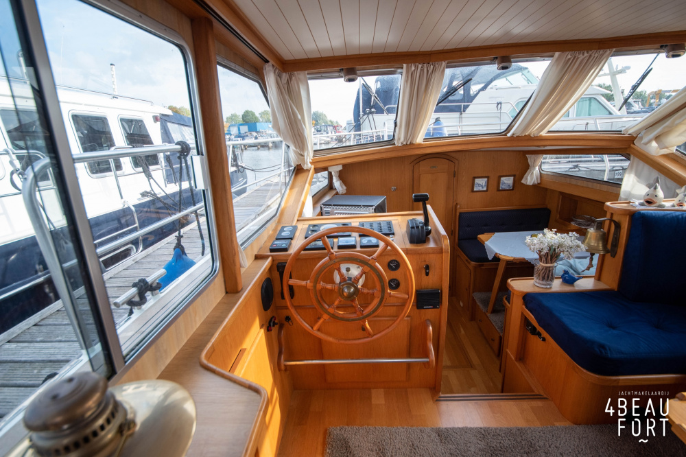 Gruno 38 Elite Royal
