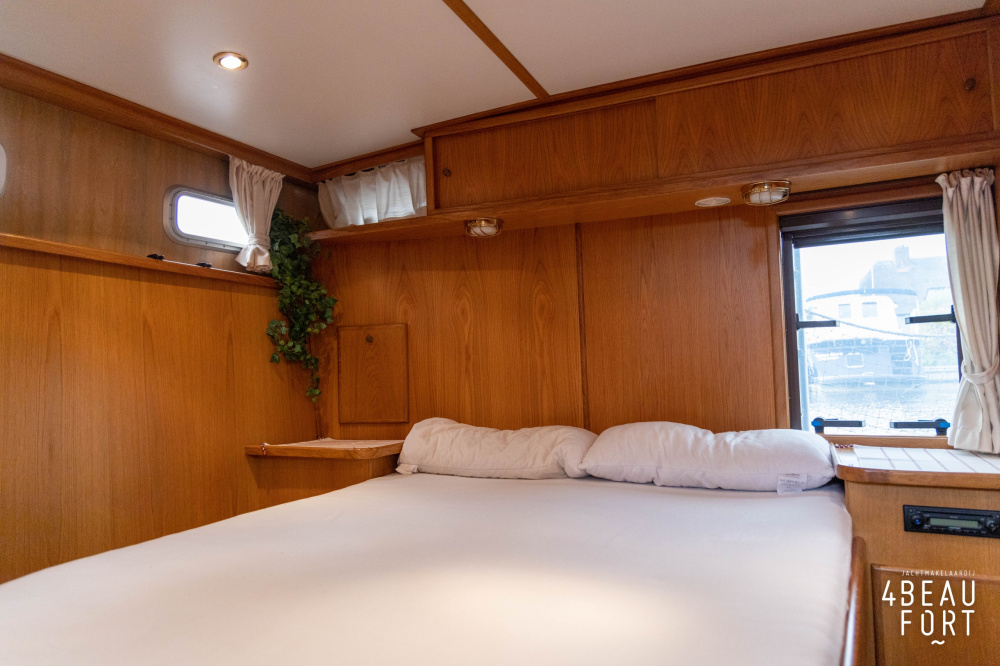Gruno 38 Elite Royal