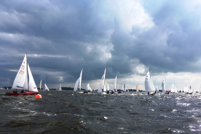 GESLOTEN VANWEGE HARDZEILDAG