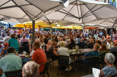 GESLOTEN VANWEGE HARDZEILDAG