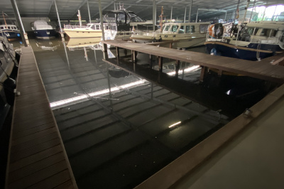 For rent, berth in ship house in Ossenzijl