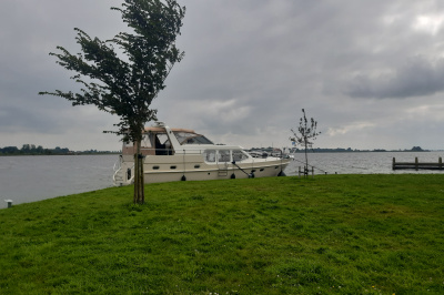 Ultimate freedom on 'a self-sufficient yacht on the water'