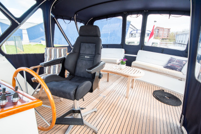 Super Lauwersmeerkruiser 430 in Showroom-staat