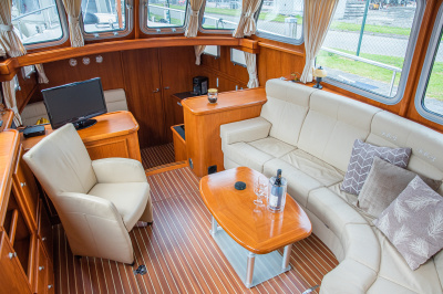 Super Lauwersmeerkruiser 430 in Showroom-staat