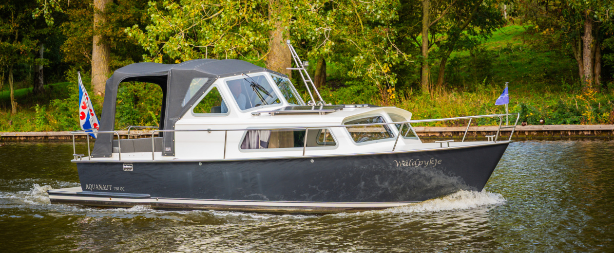 Aquanaut 750